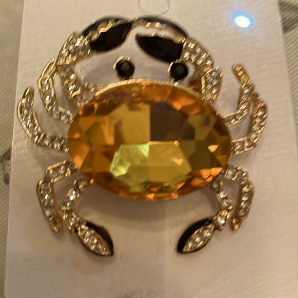 RHINESTONE YELLOW CRAB BROOCH - Picture 1 of 3